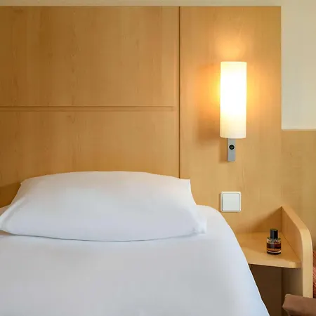 Ibis Stuttgart Airport Messe Hotel Leinfelden-Echterdingen Exterior photo